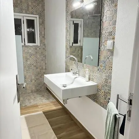 A Casa Do Tio Oscar * Pêra